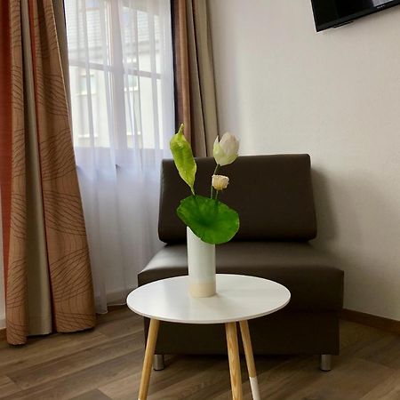 A Lotus Hotel Boeblingen Ngoại thất bức ảnh