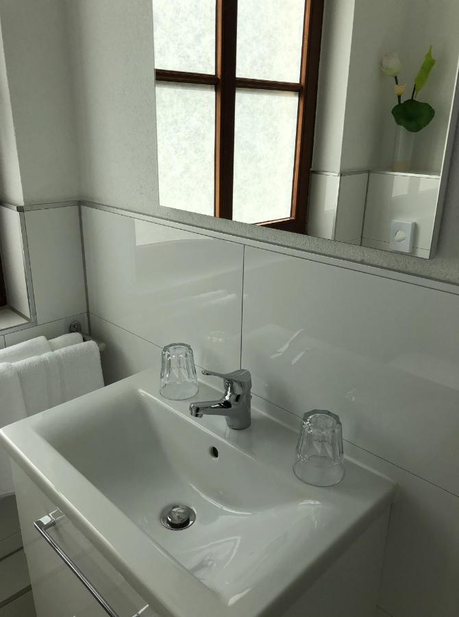 A Lotus Hotel Boeblingen Ngoại thất bức ảnh