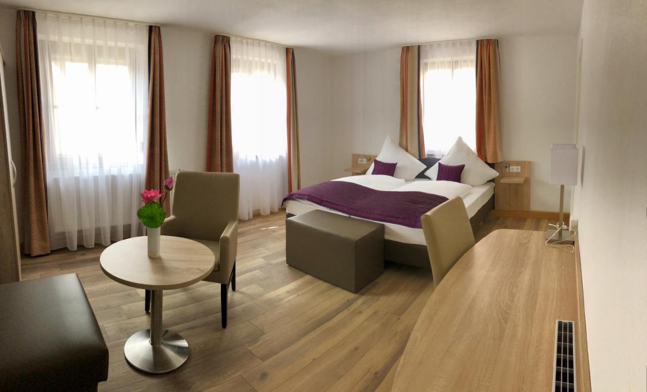 A Lotus Hotel Boeblingen Ngoại thất bức ảnh